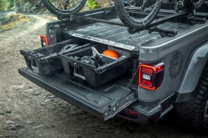 JEEP GLADIATOR JT 2018+ BELKI POPRZECZNE PAKI ŁADUNKOWEJ 82215631