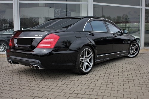 MERCEDES S-CLASS W221 2005-2013 CHROMOWANA LISTWA TYLNYCH DRZWI PRAWA A2216904680