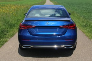 MERCEDES C-CLASS W206 2021+ SPOILER KLAPY TYLNEJ