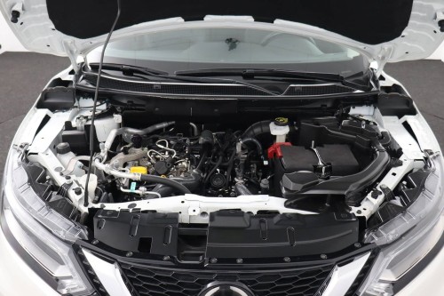NISSAN QASHQAI II J11 2017-2021 PO FACELIFTINGU GÓRNA OSŁONA PASA PRZEDNIEGO 62398-HV00A
