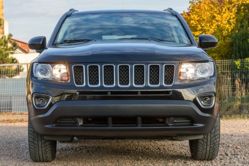 JEEP COMPASS I MK49 2011-2017 PO FACELIFTINGU LEWA KRATKA ZDERZAKA 68213205AA