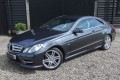 MERCEDES E-CLASS C207 2010-2014 PRZED FACELIFTINGIEM ZAŚLEPKA SPRYSKIWACZA REFLEKTORA PRAWA A2078800205
