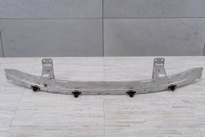 BMW SERIA 5 E60 2007-2010 PO FACELIFTINGU ALUMINIOWA BELKA WZMOCNIENIE PRZEDNIEGO ZDERZAKA 51117178080