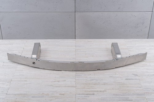 BMW SERIA 7 F02 2013-2015 PO FACELIFTINGU ALUMINIOWA BELKA WZMOCNIENIE PRZEDNIEGO ZDERZAKA 51647333134