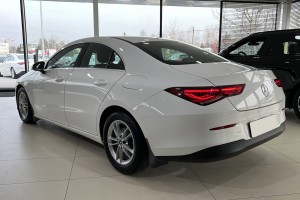 MERCEDES CLA C118 W118 2019-2025 CHLAPACZE