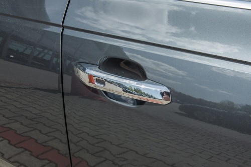 AUDI Q5 II FY 2017-2019 PRZED FACELIFTINGIEM NAKŁADKI NA KLAMKI WERSJA Z SENSOREM WYPRZEDAŻ