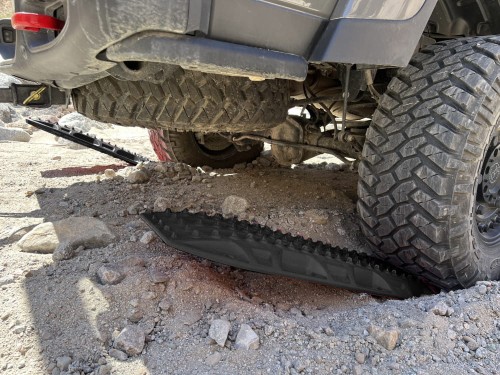 JEEP WRANGLER TRAPY PIASKOWE BŁOTNE NAJAZD ANTYPOŚLIZGOWY OFF-ROAD KOMPLET 2 SZTUK