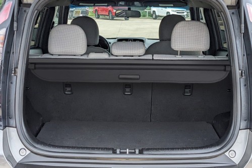 KIA SOUL I AM 2009-2013 PRZED LIFTINGIEM CZARNA ROLETA BAGAŻNIKA E85902K010