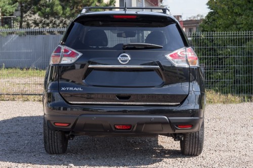 NISSAN X-TRAIL 2014+ LISTWA KLAPY TYŁ STAL