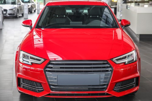 AUDI A4 / S4 B9 2015-2019 PRZED FACELIFTINGIEM RAMKA GRILLA CZARNA 8W0853651D