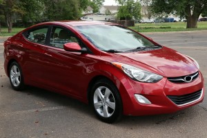 HYUNDAI ELANTRA V MD 2010-2013 PRZED FACELIFTINGIEM LAMPA PRZECIWMGIELNA PRZEDNIA PRAWA 922023X010