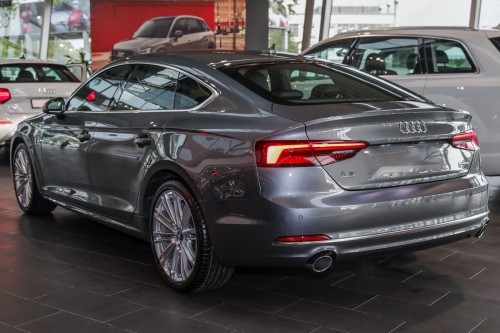 AUDI A5 8W6 2017+ CHLAPACZE