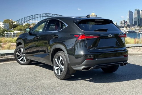 LEXUS NX 200 2017-2021 PO FACELIFTINGU CHLAPACZE