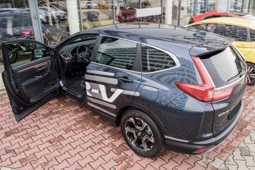 HONDA CR-V V 2018+ WEWNĘTRZNE LISTWY PROGOWE