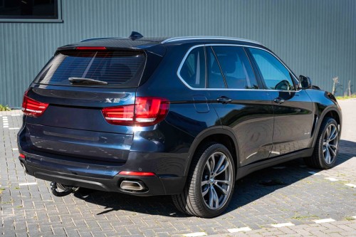 BMW X5 F15 2013-2018 LISTWA PRAWEGO TYLNEGO BŁOTNIKA 51777294372