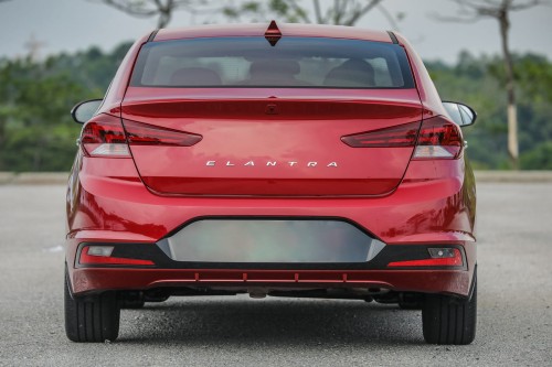 HYUNDAI ELANTRA VI AD 2018-2020 PO FACELIFTINGU DOKŁADKA ZDERZAKA TYLNEGO 86612F2AF0