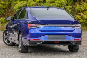 HYUNDAI ELANTRA VII CN7 2020+ LAMPKA TYLNEJ TABLICY REJESTRACYJNEJ LEWA 92501F6000