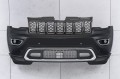 JEEP GRAND CHEROKEE IV WK2 2017-2021 DRUGI FACELIFTING KOMPLETNY ZDERZAK PRZEDNI Z PDC BEZ SPRYSKIWACZY Z GRILLEM 68333498AA