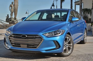 HYUNDAI ELANTRA VI AD 2015-2018 PRZED FACELIFTINGIEM LAMPA PRZEDNIA LEWA 92101F2020