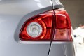 NISSAN QASHQAI I J10 2007-2010 PRZED FACELIFTINGIEM LAMPA TYLNA W KLAPĘ PRAWA 26554JD85A