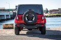 WRANGLER JL 2018+ MOCOWANIE TABLICY DO KOŁA ZAPASOWEGO Z DODATKOWYM ŚWIATŁEM STOP