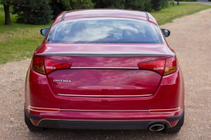 KIA OPTIMA III TF 2010-2013 PRZED FACELIFTINGIEM  NAKŁADKI NA TYLNE LAMPY PRZECIWMGIELNE