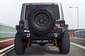 JEEP WRANGLER JK 2007-2018 ZDERZAK TYLNY SZEROKI Z ZAWIESIEM KOŁA 51-0315