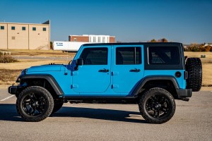 JEEP WRANGLER JK 2007-2018 DRZWI PRZEDNIE LEWE 68079597AF