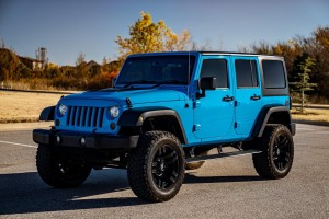 JEEP WRANGLER JK 2007-2018 4D STOPNIE BOCZNE PROGI ELEKTRYCZNE