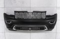 JEEP GRAND CHEROKEE IV WK2 2017-2021 PO DRUGIM FACELIFTINGU KOMPLETNY ZDERZAK PRZEDNI GÓRNY Z PDC BEZ SPRYSKIWACZY Z GRILLEM 68333498AA