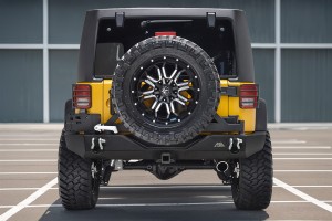 JEEP WRANGLER JK 2007-2018 ZDERZAK TYLNY SZEROKI PARAMOUNT PREMIUM Z ZAWIESIEM KOŁA