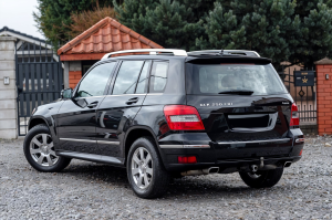 MERCEDES GLK X204 2008-2012 PRZED FACELIFTINGIEM CHROMOWANA LISTWA TYLNEGO ZDERZAKA LEWA A2048851921