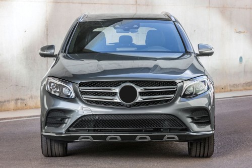 MERCEDES GLC X253 2015-2020 PRZED FACELIFTINGIEM CHROMOWANA LISTWA PRZEDNIEGO ZDERZAKA A2538852600