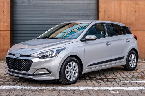 HYUNDAI i20 II GB 2014-2018 PRZED FACELIFTINGIEM LAMPA PRZECIWMGIELNA PRZEDNIA LEWA 92201C8000