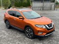 NISSAN ROGUE 2017+ PO FACELIFTINGU GRILL POD RADAR 623106FR0C