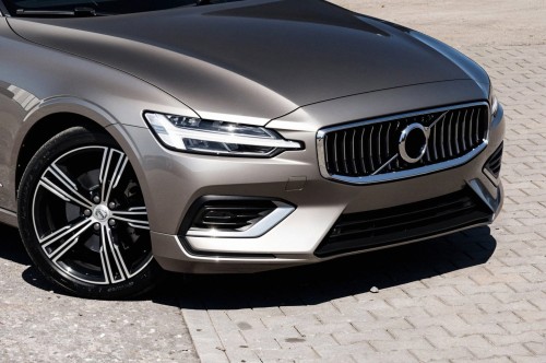 VOLVO V60 II 2018+ KRATKA PRZEDNIEGO ZDERZAKA Z PDC PRAWA 31455637