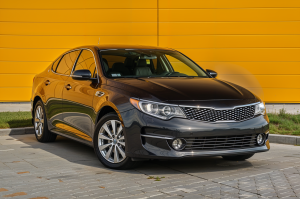 KIA OPTIMA IV JF 2015-2018 PRZED FACELIFTINGIEM LAMPA PRZECIWMGIELNA LED PRZEDNIA PRAWA 92202D4100 