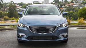 MAZDA 6 III GJ 2016-2018 PO PIERWSZYM LIFTINGU LISTWA CHROMOWANA ATRAPY CHŁODNICY LEWA G46L507K1