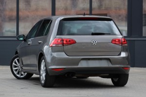 VW GOLF 7 VII 5G HATCHBACK 2012-2020 KAMERA COFANIA W KLAMKĘ KLAPY TYLNEJ FULL HD DYNAMICZNE LINIE ZNACZEK 5G0827469F 