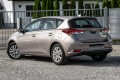 TOYOTA AURIS II HATCHBACK 2012-2018 KAMERA COFANIA FULL HD DYNAMICZNE LINIE ZINTEGROWANA Z LAMPĄ TABLICY