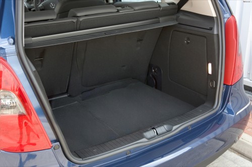 MERCEDES A-CLASS W169 2004-2012 ROLETA BAGAŻNIKA CZARNA A1698600175