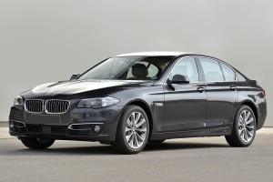BMW SERIA 5 F10 2013-2017 CHROMOWANA LISTWA LEWEJ KRATKI HALOGENU 51117331769