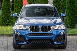 BMW X3 F25 2014-2017 M-PAKIET PO FACELIFTINGU KRATKA ŚRODKOWA PRZEDNIEGO ZDERZAKA GÓRNA 51118056936 