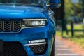 JEEP GRAND CHEROKEE V WL 2020+ LAMPA PRZECIWMGIELNA DRL LED LEWA 68465141AC