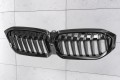 BMW SERIA 3 G20 2018-2022 PRZED FACELIFTINGIEM GRILL PRZEDNI CZARNY POŁYSK ATRAPA NERKI 51138072086
