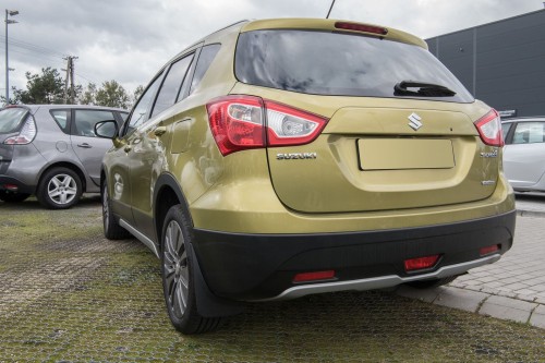 SUZUKI SX4 S-CROSS II JY 2013-2021 CHLAPACZE