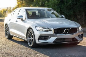 VOLVO S60 III 2018-2024 ALUMINIOWA MASKA PRZEDNIA 31468167 