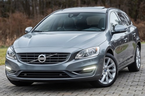VOLVO V60 I 2013-2018 PO FACELIFTINGU STALOWY BŁOTNIK PRZEDNI LEWY 31416208