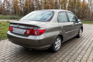 HONDA CITY IV GD/GE 2002-2008 KAMERA COFANIA FULL HD DYNAMICZNE LINIE ZINTEGROWANA Z LAMPĄ TABLICY