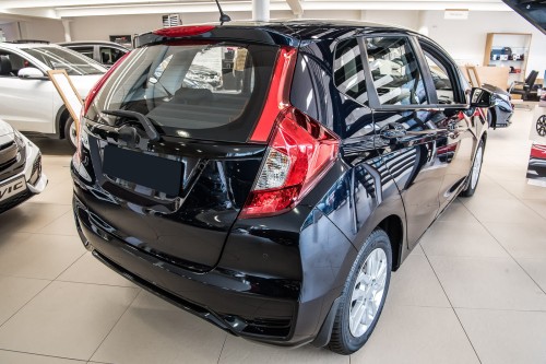 HONDA JAZZ IV 2017-2020 PO FACELIFTINGU CHLAPACZE